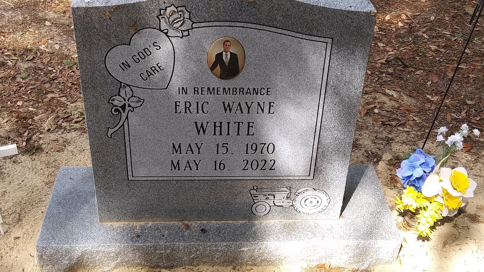 Headstone for White, Eric Wayne 